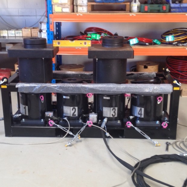 RSLC-4006T cylinders in frame