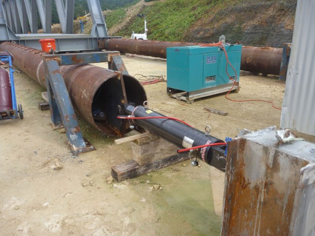 RD-15032 Double Acting 150 ton Collar Thread Cylinder